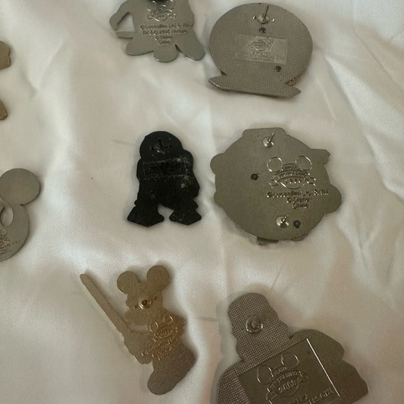 Disney Enamel Pin Lot - Black, Red, Gold Accents - Picture 11 of 14